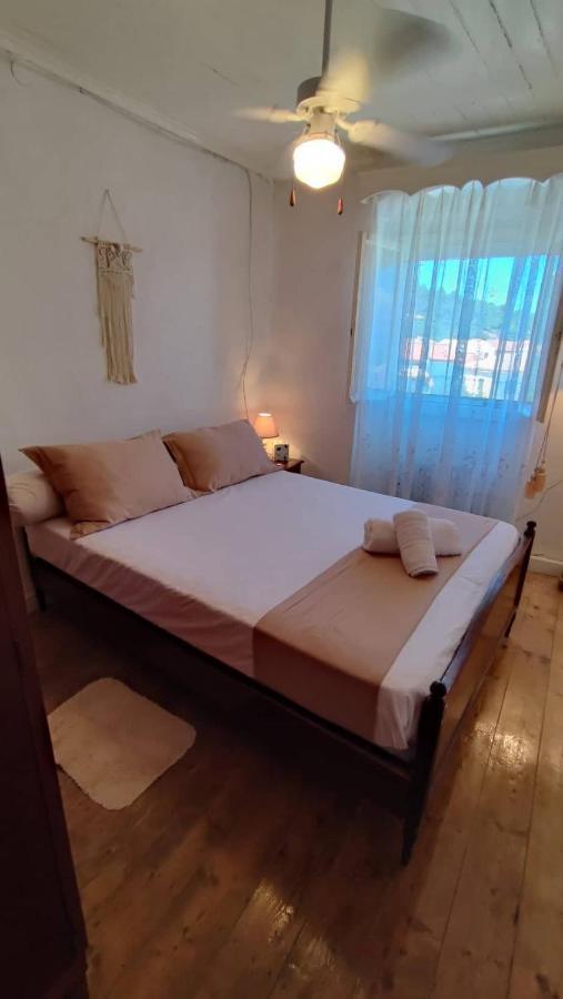 Retro Wooden House Gaios 빌라 외부 사진